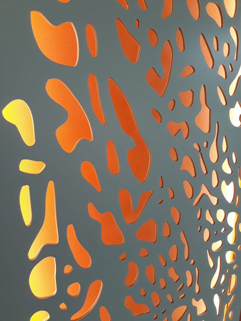 Panel Ażurowy dibond - Frezowanie CNC, cięcie laserem - www.serviceplast.pl