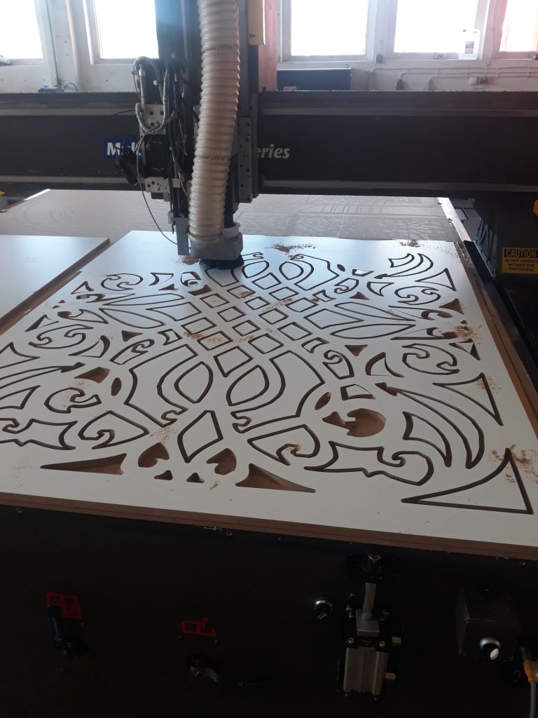 Frezowanie MDF panel ażurowy - Frezowanie CNC - www.serviceplast.pl