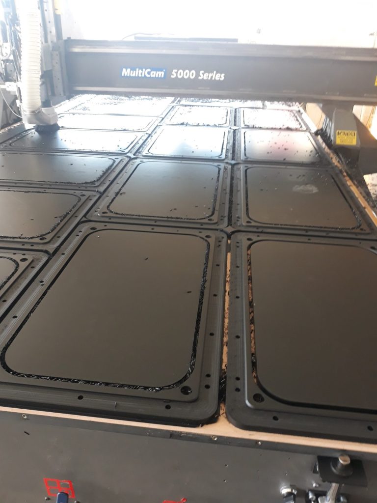 Frezowanie polietylenu PEHD - Frezowanie CNC - www.serviceplast.pl