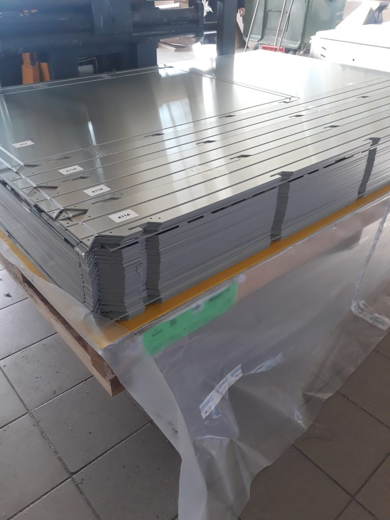 Frezowanie dibondu - Frezowanie CNC - www.serviceplast.pl