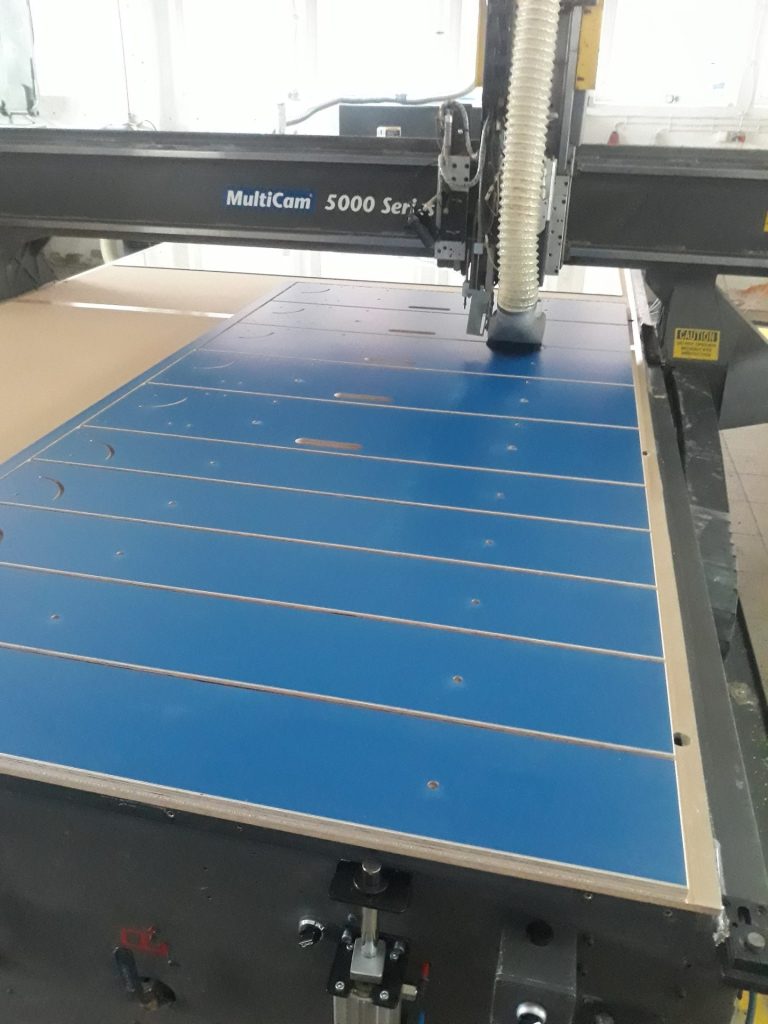 Frezowanie sklejki  - Frezowanie CNC - www.serviceplast.pl