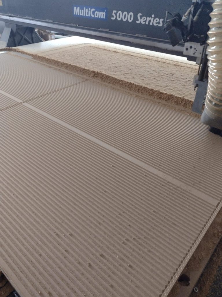 Frezowanie MDF fronty meblowe - Frezowanie CNC - www.serviceplast.pl