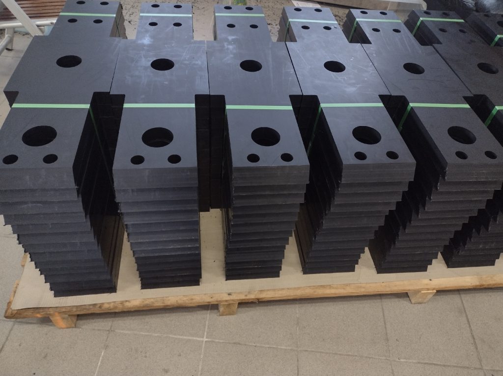 Frezowanie polietylenu PEHD - Frezowanie CNC - www.serviceplast.pl