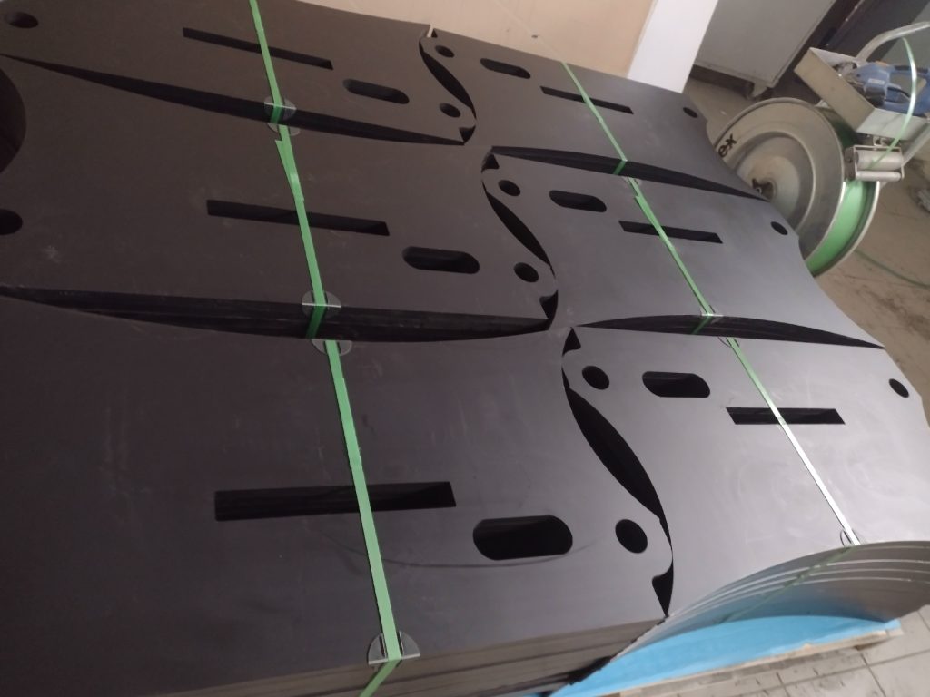 Frezowanie polietylenu PEHD - Frezowanie CNC - www.serviceplast.pl