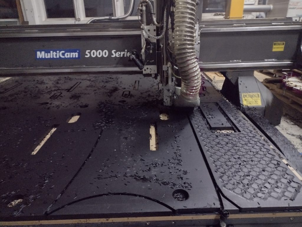 Frezowanie polietylenu PEHD - Frezowanie CNC - www.serviceplast.pl