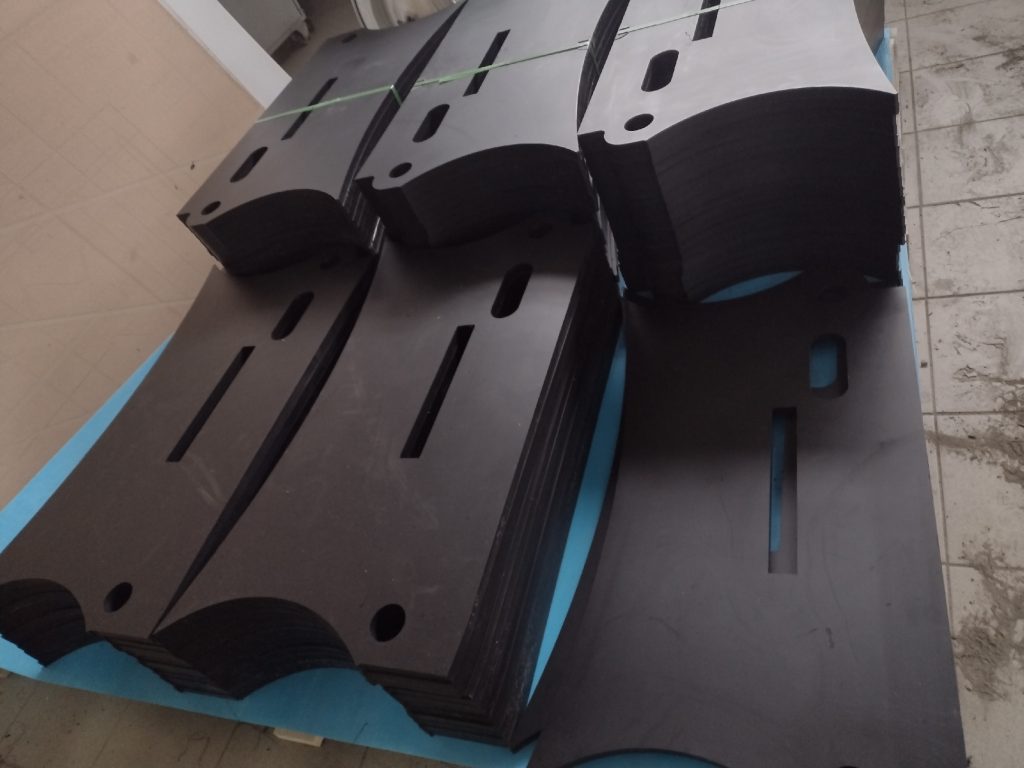 Frezowanie polietylenu PEHD - Frezowanie CNC - www.serviceplast.pl