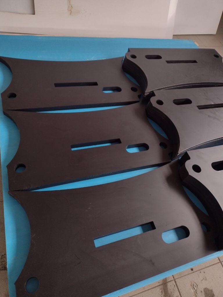 Frezowanie polietylenu PEHD - Frezowanie CNC - www.serviceplast.pl