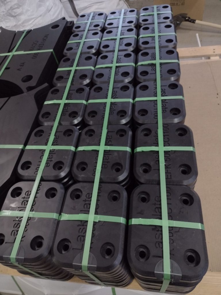 Frezowanie polietylenu PEHD - Frezowanie CNC - www.serviceplast.pl