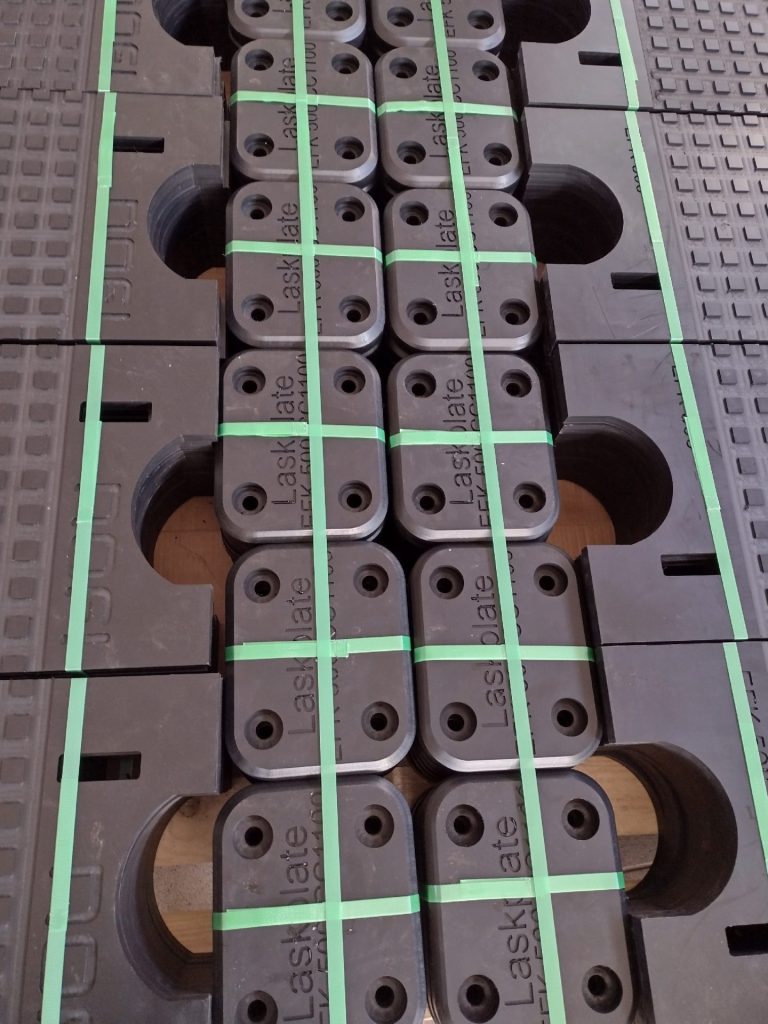 Frezowanie polietylenu PEHD - Frezowanie CNC - www.serviceplast.pl