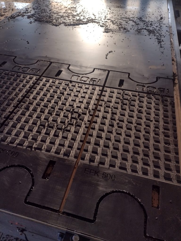 Frezowanie polietylenu PEHD - Frezowanie CNC - www.serviceplast.pl