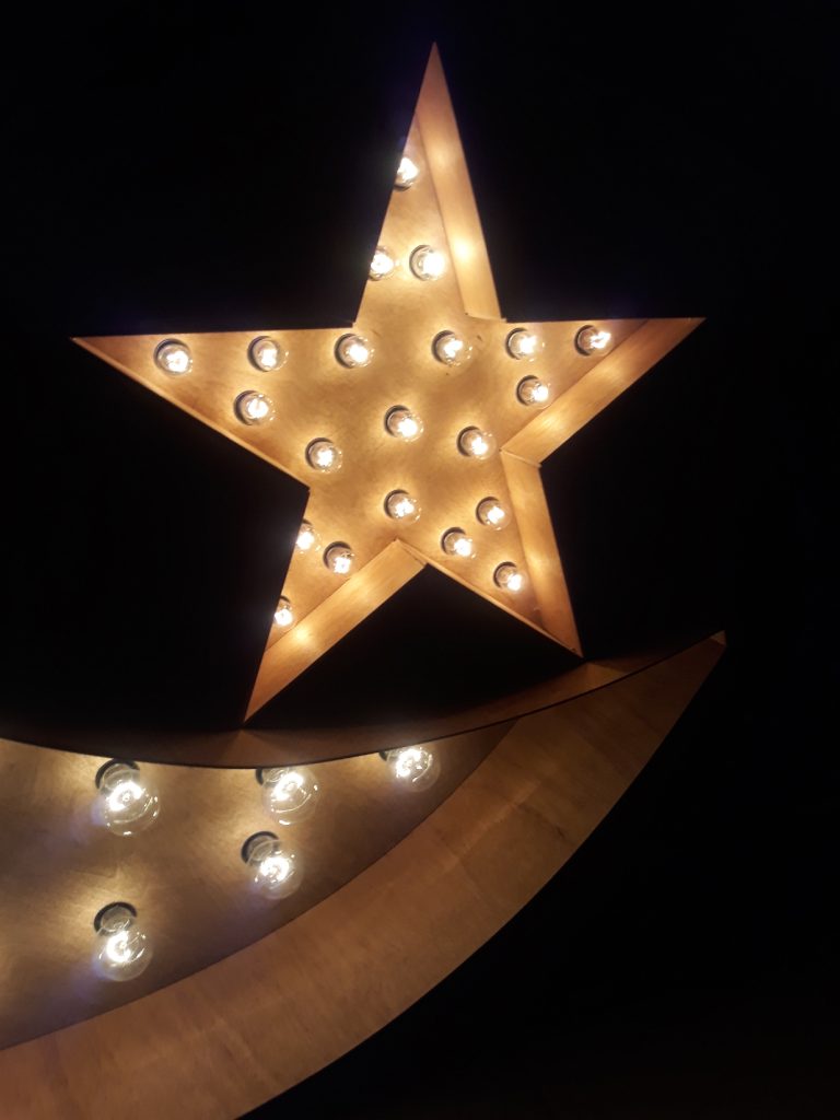 Dekoracja sceniczna  - Frezowanie CNC - www.serviceplast.pl