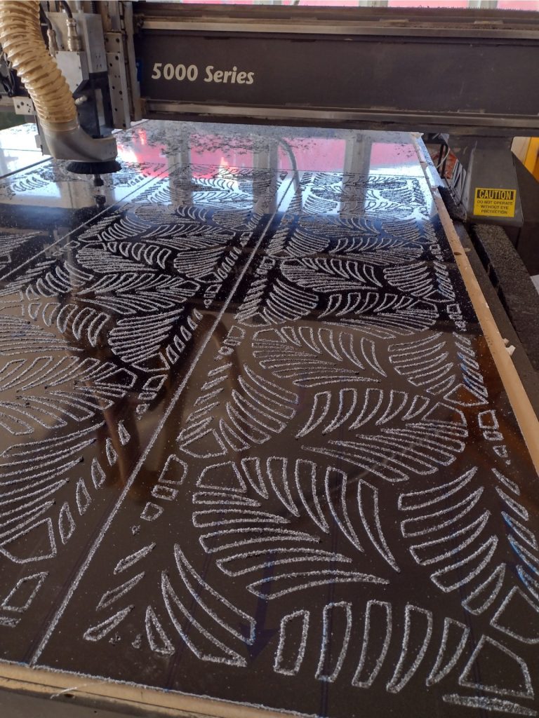 Frezowanie dibondu - Frezowanie CNC - www.serviceplast.pl