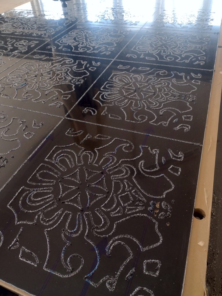 Frezowanie dibondu - Frezowanie CNC - www.serviceplast.pl