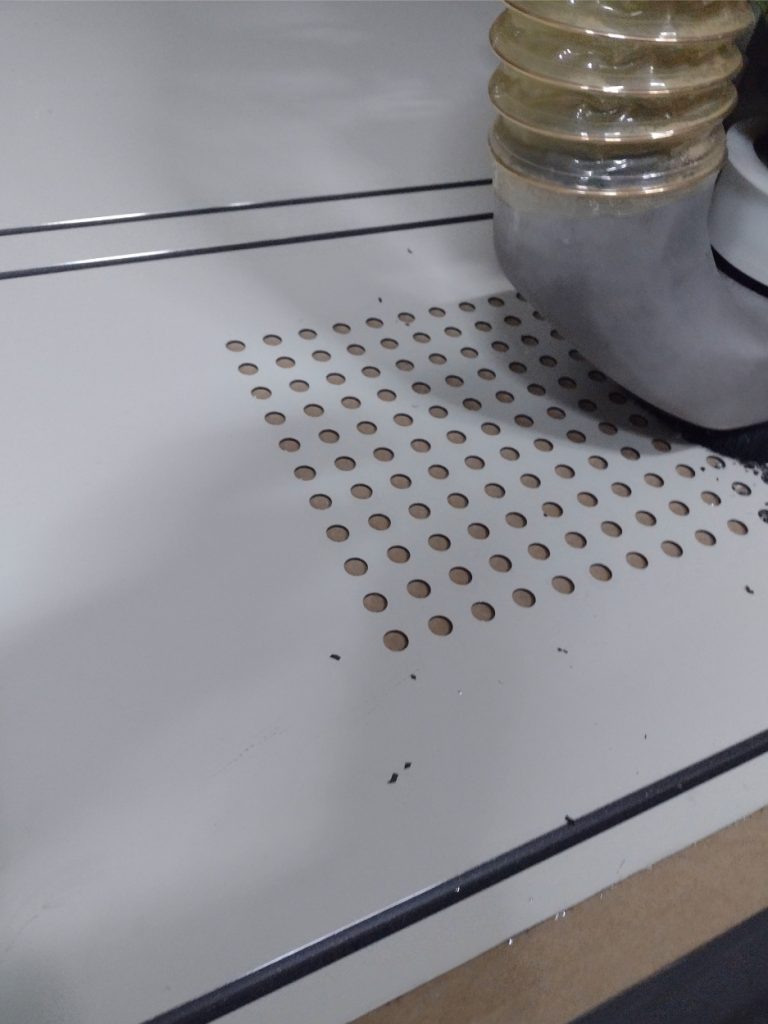 Frezowanie dibondu - Frezowanie CNC - www.serviceplast.pl