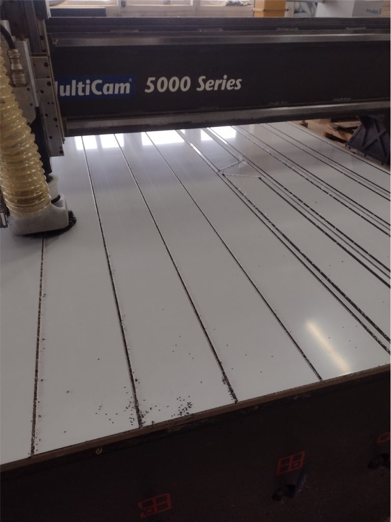 Frezowanie dibondu - Frezowanie CNC - www.serviceplast.pl