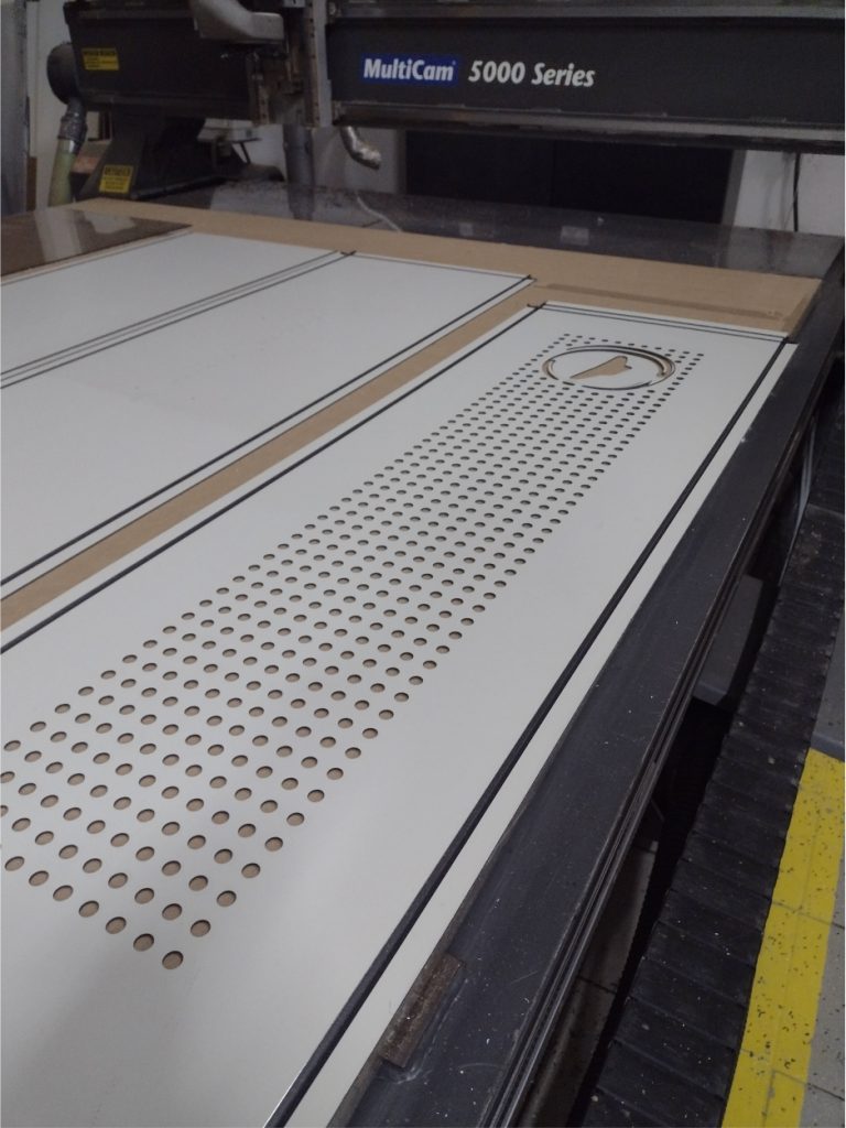 Frezowanie dibondu - Frezowanie CNC - www.serviceplast.pl