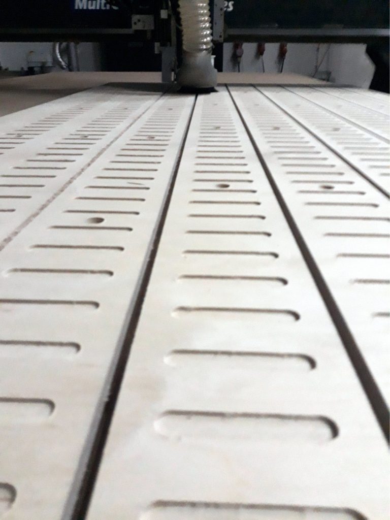 Frezowanie sklejki  - Frezowanie CNC - www.serviceplast.pl