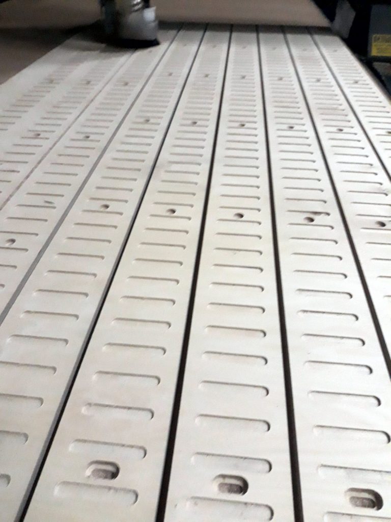 Frezowanie sklejki  - Frezowanie CNC - www.serviceplast.pl