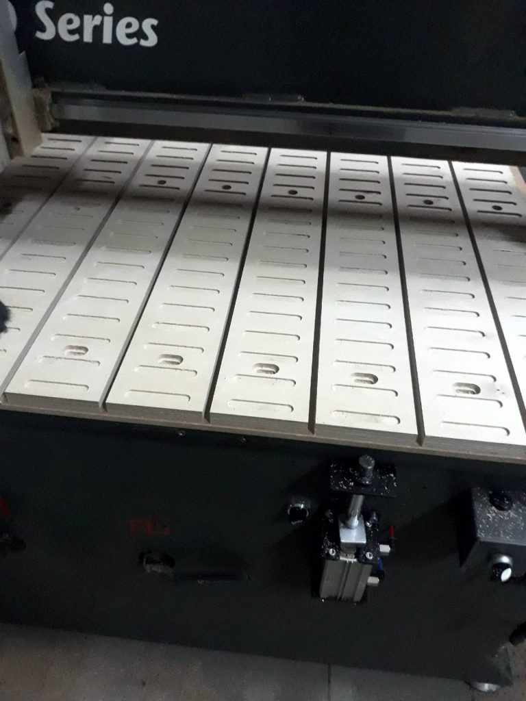 Frezowanie sklejki  - Frezowanie CNC - www.serviceplast.pl