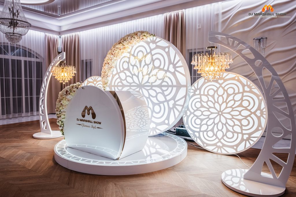 Dekoracja sceniczna  - Frezowanie CNC - www.serviceplast.pl