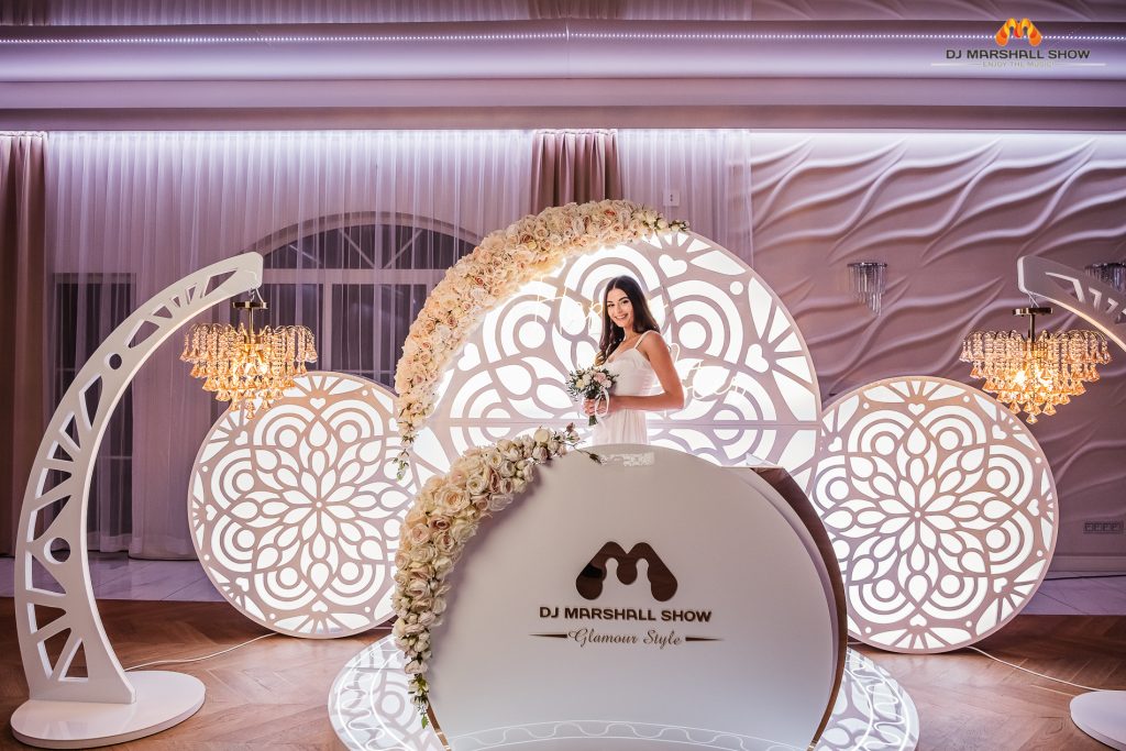 Dekoracja sceniczna  - Frezowanie CNC - www.serviceplast.pl