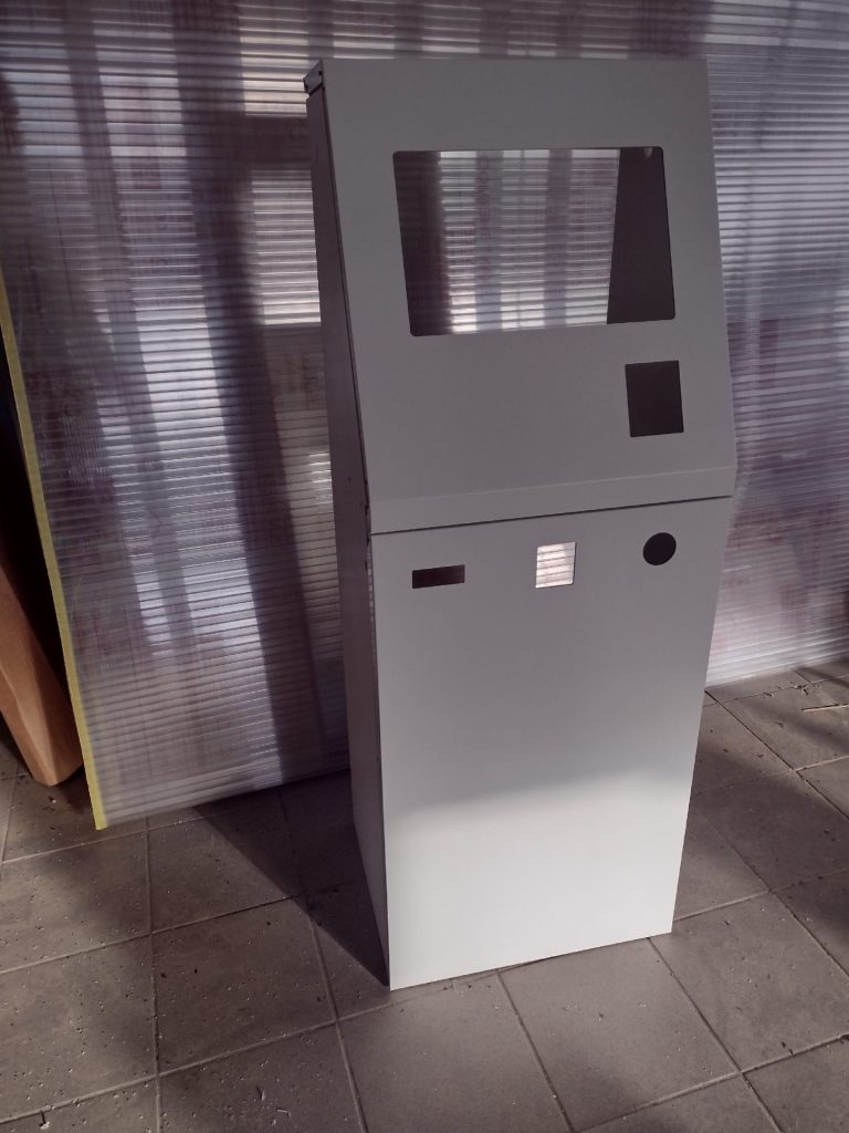 Frezowanie dibondu - Frezowanie CNC - www.serviceplast.pl