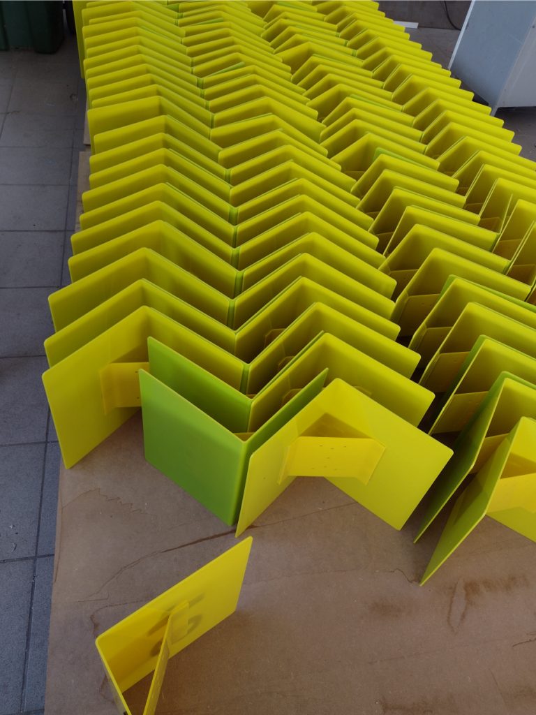 Oznakowanie gazociągu daszek - Frezowanie CNC - www.serviceplast.pl