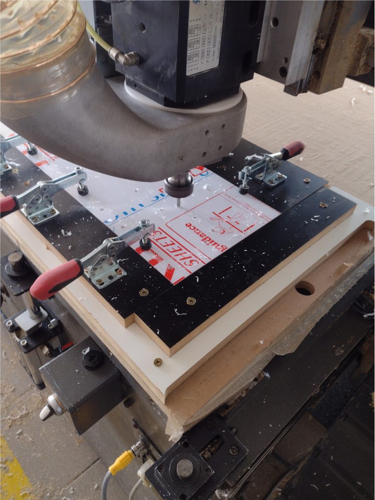 Frezowanie poliwęglanu - Frezowanie CNC - www.serviceplast.pl