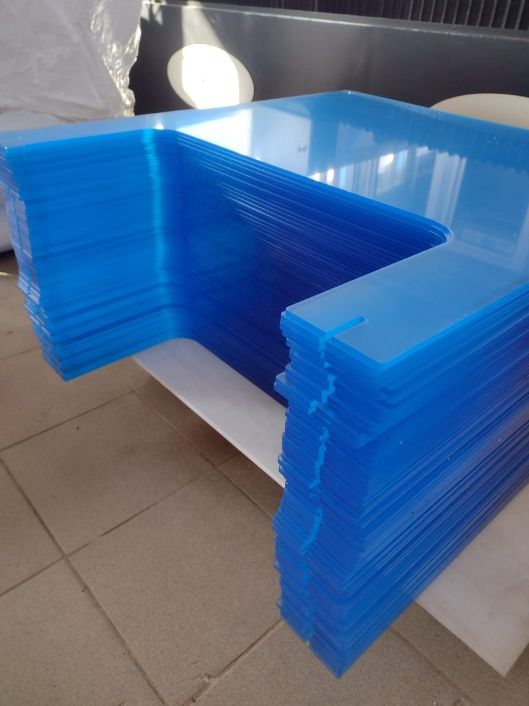 Elementy z plexi - Frezowanie CNC - www.serviceplast.pl