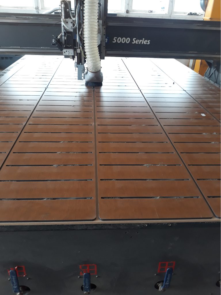 Frezowanie HPL - Frezowanie CNC - www.serviceplast.pl