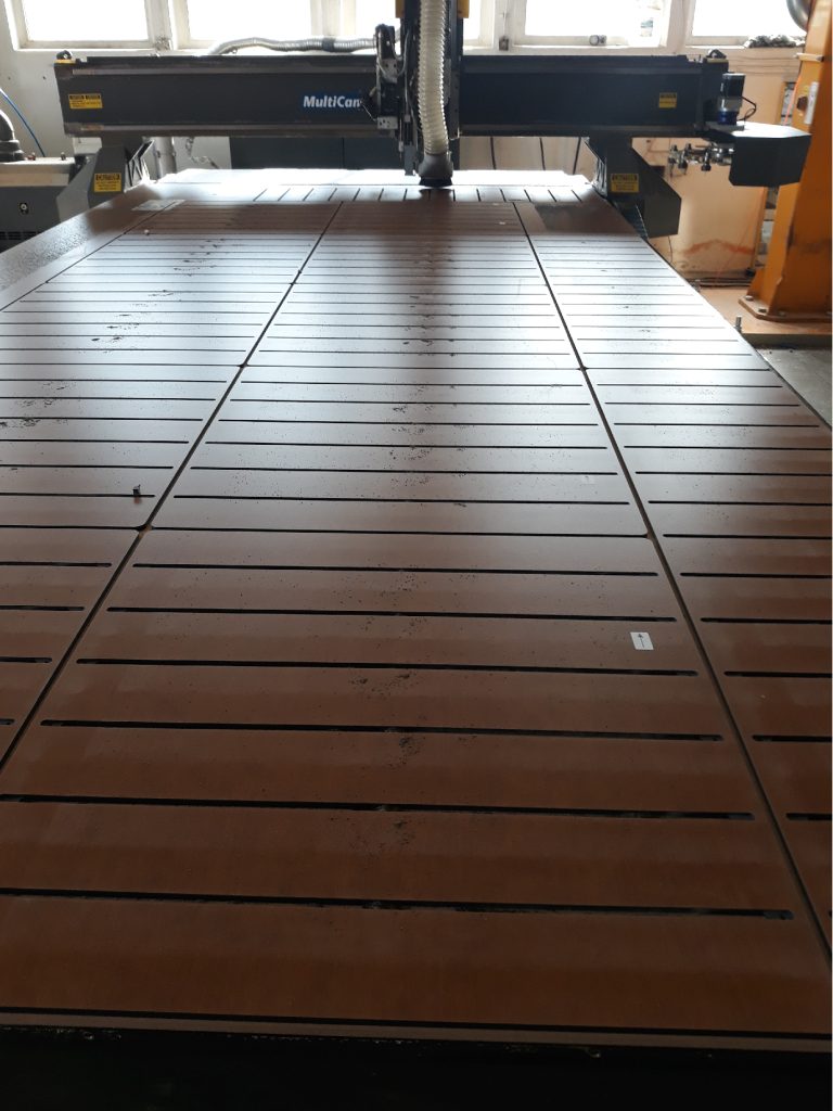 Frezowanie HPL - Frezowanie CNC - www.serviceplast.pl