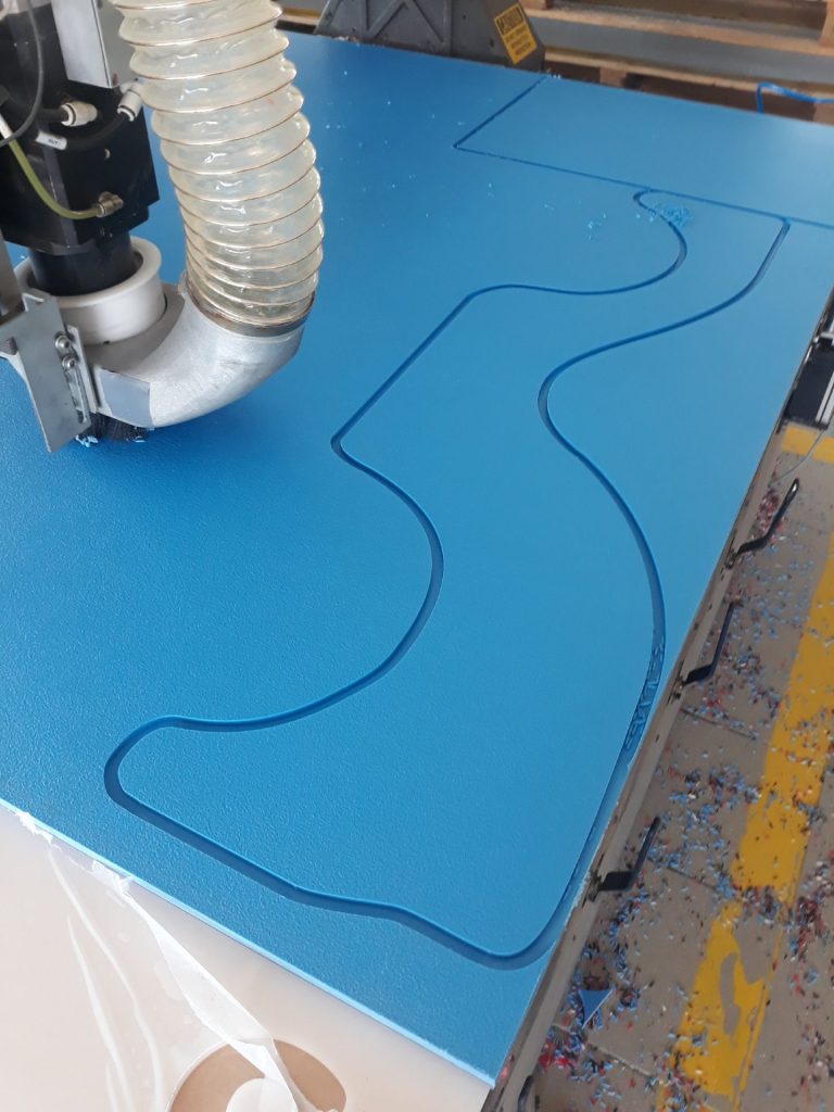 Frezowanie polietylenu PEHD place zabaw - Frezowanie CNC - www.serviceplast.pl