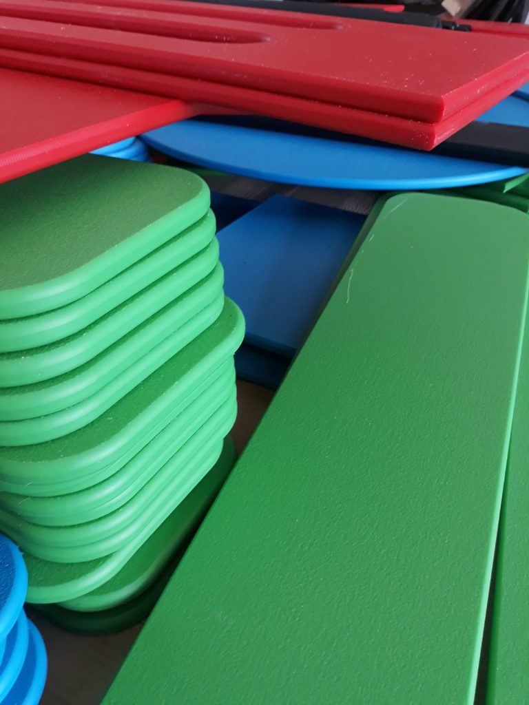 Frezowanie polietylenu PEHD place zabaw - Frezowanie CNC - www.serviceplast.pl