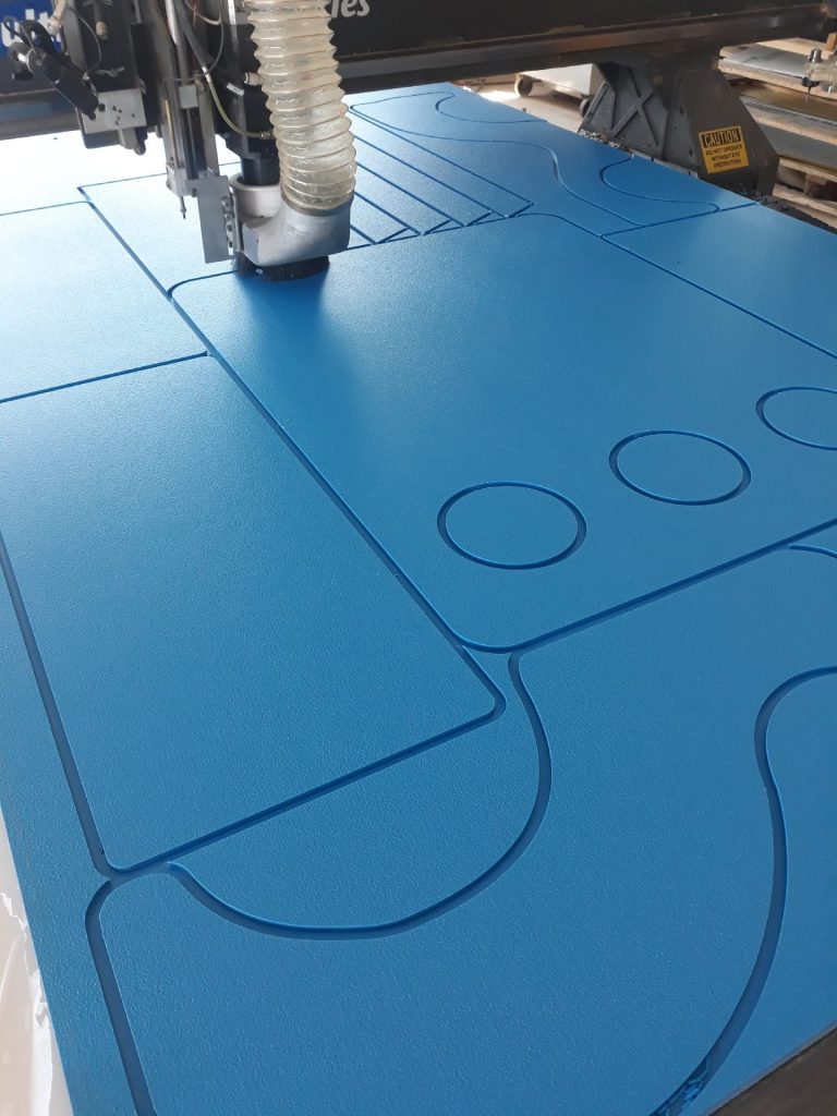 Frezowanie polietylenu PEHD place zabaw - Frezowanie CNC - www.serviceplast.pl