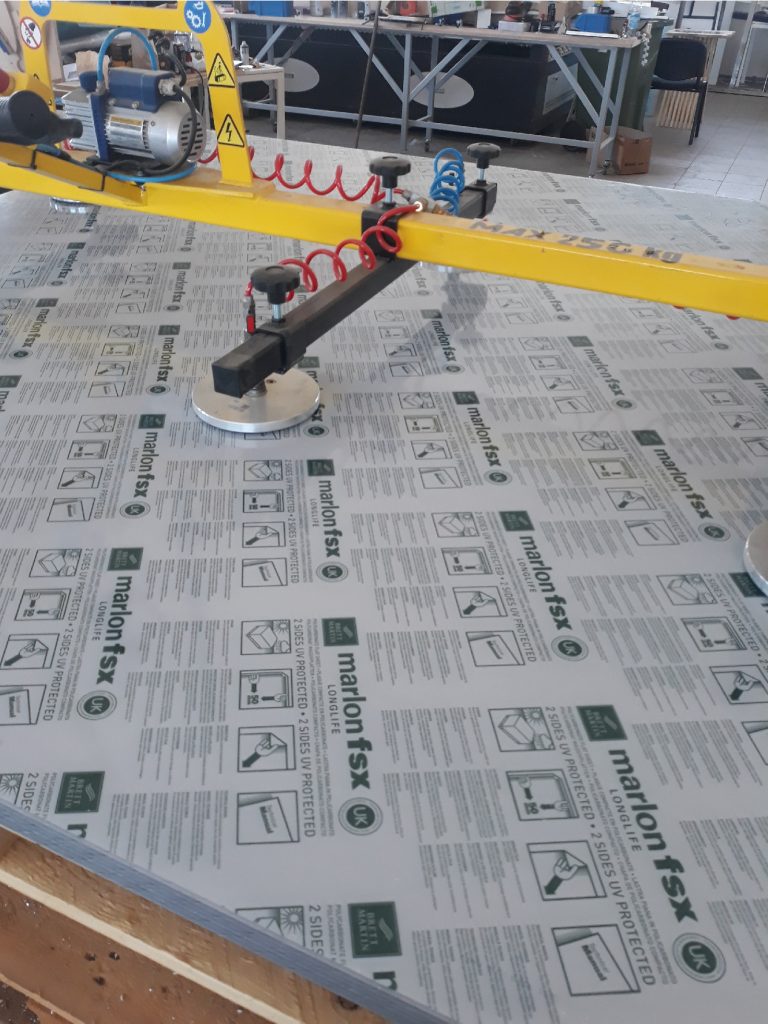 Frezowanie poliweglanu litego - Frezowanie CNC - www.serviceplast.pl