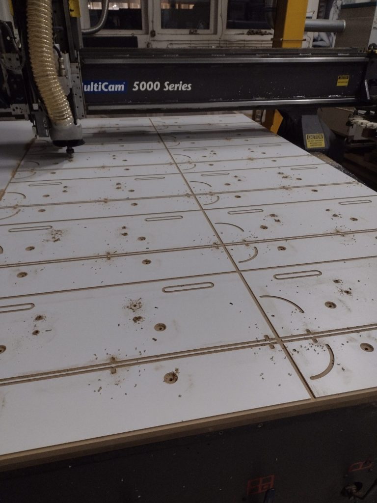 Frezowanie sklejki  - Frezowanie CNC - www.serviceplast.pl