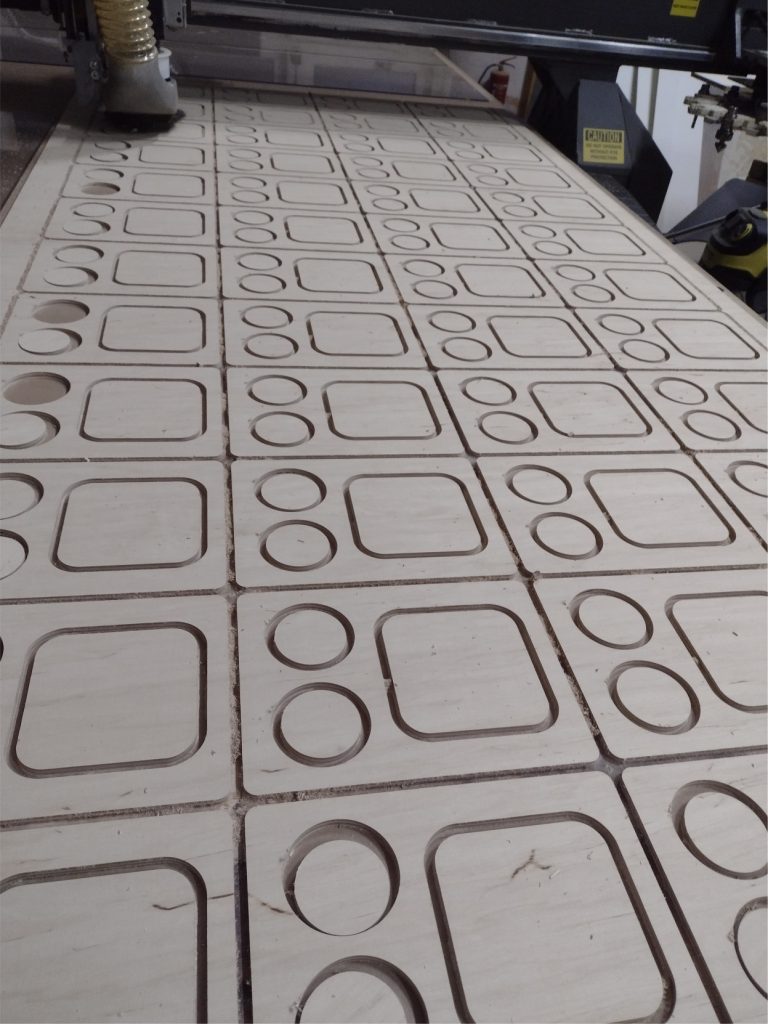 Frezowanie sklejki  - Frezowanie CNC - www.serviceplast.pl