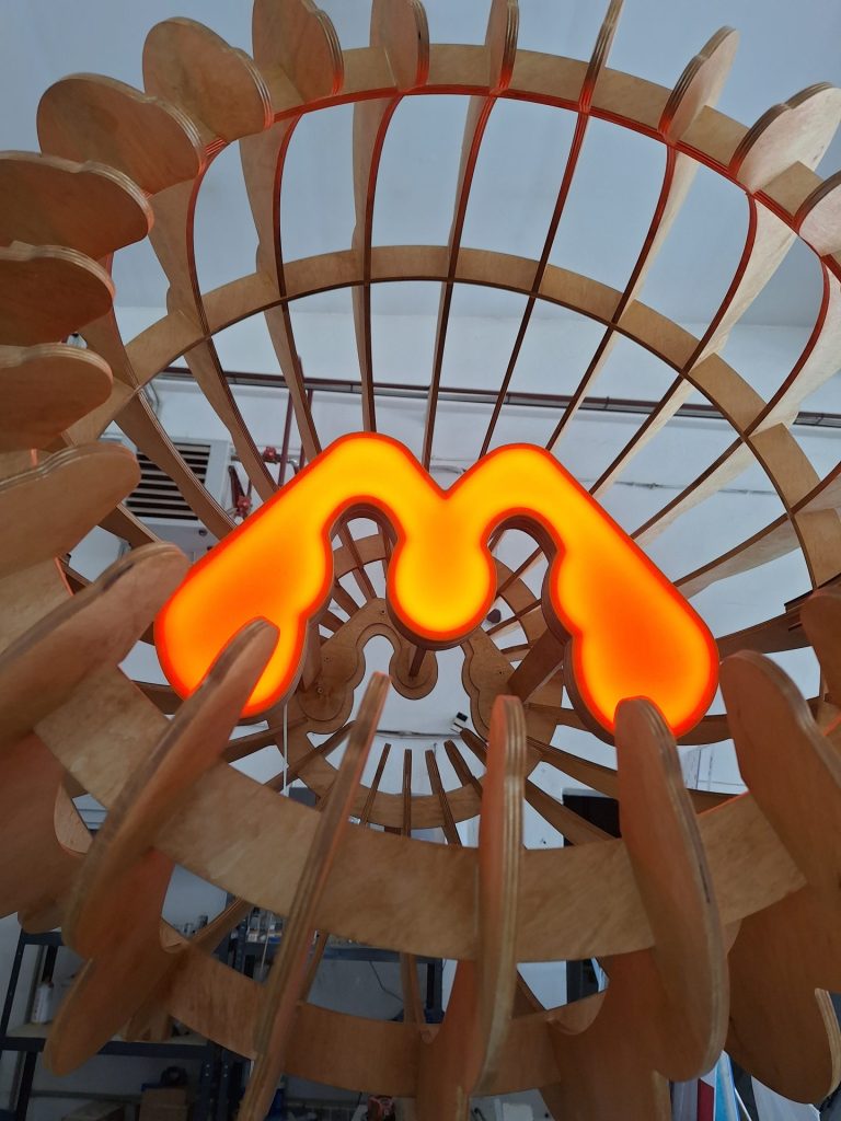 Stage decoration -&nbsp;CNC milling -&nbsp;www.serviceplast.pl